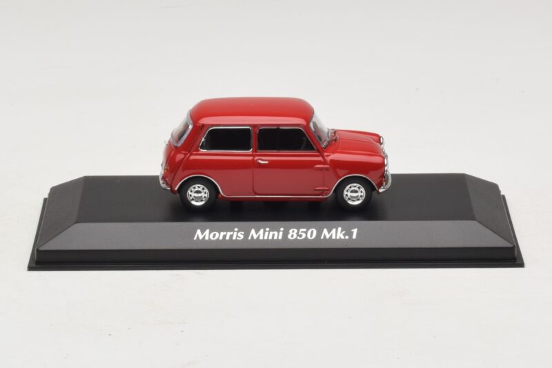 Morris Mini 850 Mk1 Roșu Maxichamps 1:43 940138600 Metal