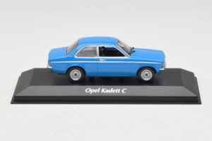 Opel Kadett C Albastru Maxichamps 1:43 Opel Kadett C Albastru Maxichamps 1:43 940045601 Metal