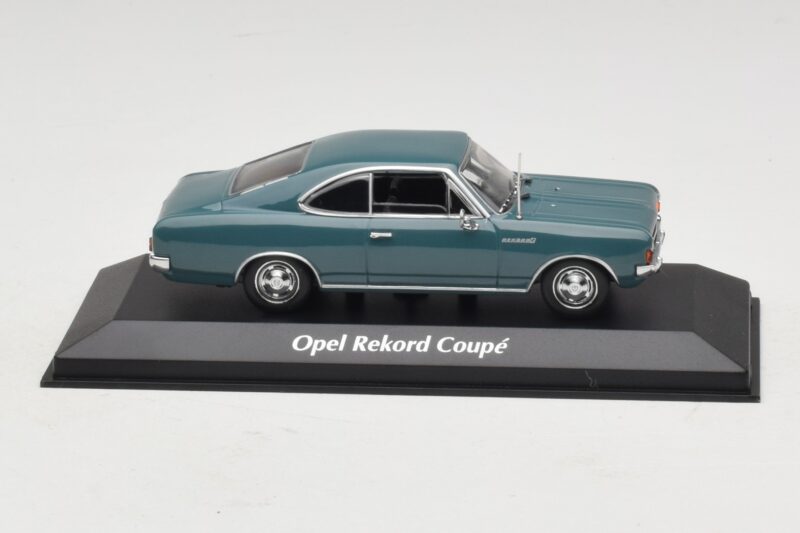 Opel Rekord C Coupe Albastru Maxichamps 1:43 940046121 Metal