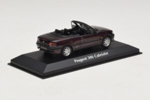 Peugeot 306 Cabriolet Violet Metalizat Maxichamps 1:43 940112834 Metal - imaginea 2 din 5