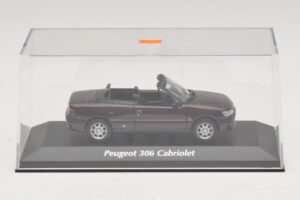 Peugeot 306 Cabriolet Violet Metalizat Maxichamps 1:43 940112834 Metal - imaginea 4 din 5