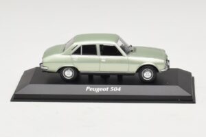 Peugeot 504 Verde Deschis Metalizat Maxichamps 1:43 940112501 Metal