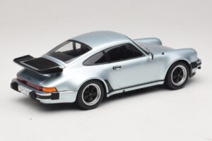 Porsche 911 930 Turbo 3.3 Argintiu KK-Scale 1:18 KKDC181444 Metal - imaginea 2 din 6