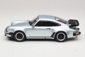 Porsche 911 930 Turbo 3.3 Argintiu KK-Scale 1:18 KKDC181444 Metal - imaginea 3 din 6