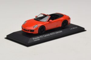 Porsche 911 991.1 Carrera 4 GTS Cabriolet Portocaliu Minichamps 1:43 410067331 Metal - imaginea 2 din 5