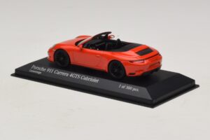 Porsche 911 991.1 Carrera 4 GTS Cabriolet Portocaliu Minichamps 1:43 410067331 Metal - imaginea 3 din 5