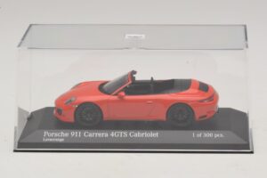 Porsche 911 991.1 Carrera 4 GTS Cabriolet Portocaliu Minichamps 1:43 410067331 Metal - imaginea 4 din 5