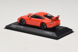 Porsche 911 991.1 GT3 Portocaliu Minichamps 1:43 410066024 Metal - imaginea 3 din 5