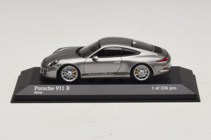 Porsche 911 991.1 R Argintiu Minichamps 1:43 Porsche 911 991.1 R Argintiu Minichamps 1:43 410066224 Metal
