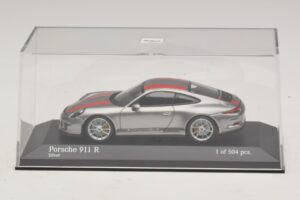 Porsche 911 991.1 R Argintiu Cu Dungi Portocalii Minichamps 1:43 410066222 Metal - imaginea 4 din 5