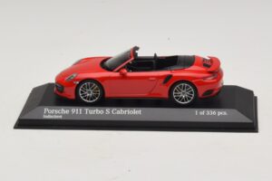 Porsche 911 991.1 Turbo S Cabriolet Roșu Minichamps 1:43 410067180 Metal