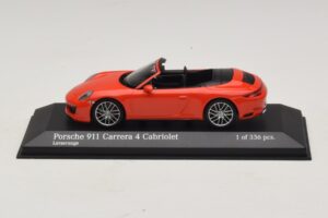 Porsche 911 991.2 Carrera 4 Cabriolet Portocaliu Minichamps 1:43 410067231 Metal