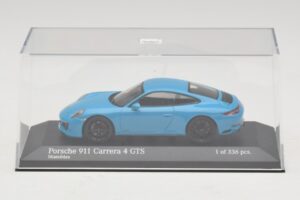 Porsche 911 991.2 Carrera 4 GTS Miami Blue Minichamps 1:43 410067322 Metal - imaginea 4 din 5