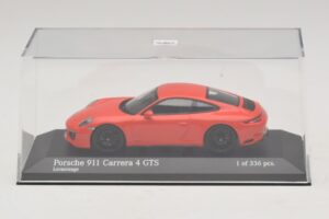 Porsche 911 991.2 Carrera 4 GTS Portocaliu Minichamps 1:43 410067321 Metal - imaginea 4 din 5
