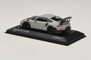 Porsche 911 991.2 GT2 RS Chalk Minichamps 1:43 410067237 Metal - imaginea 3 din 5