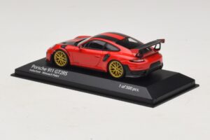 Porsche 911 991.2 GT2 RS Weissach Package Roșu Minichamps 1:43 410067221 Metal - imaginea 3 din 5