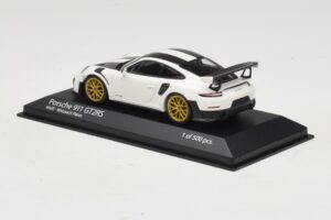 Porsche 911 991.2 GT2 RS Weissach Package Alb Minichamps 1:43 410067222 Metal - imaginea 3 din 5