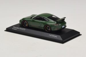 Porsche 911 991.2 GT3 Verde Minichamps 1:43 410066028 Metal - imaginea 3 din 5