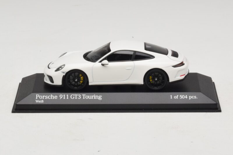 Porsche 911 991.2 GT3 Touring Alb Minichamps 1:43 410067420 Metal