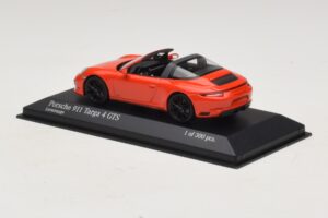 Porsche 911 991 Targa 4 GTS Portocaliu Minichamps 1:43 410067341 Metal - imaginea 3 din 5