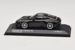Porsche 911 992 Carrera 4S Negru Metalizat Minichamps 1:43 410069320 Metal