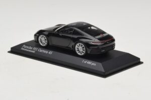 Porsche 911 992 Carrera 4S Negru Metalizat Minichamps 1:43 410069320 Metal - imaginea 3 din 5