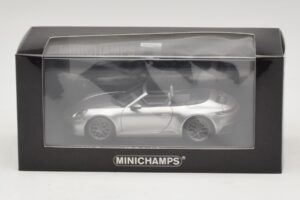 Porsche 911 992 Carrera 4S Cabriolet Argintiu Minichamps 1:43 410069330 Metal - imaginea 5 din 5