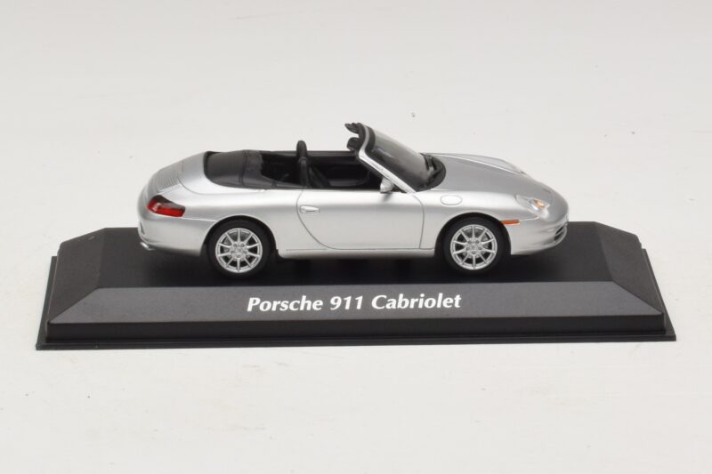 Porsche 911 996 Cabriolet Argintiu Maxichamps 1:43 940061031 Metal
