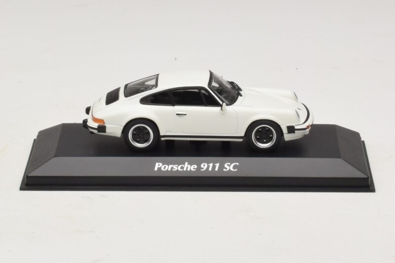 Porsche 911 SC Alb Maxichamps 1:43 940062020 Metal