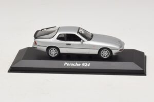Porsche 924 Argintiu Maxichamps 1:43 940062120 Metal