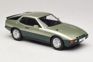 Porsche 924 Turbo Verde Deschis & Verde Închis MCG 1:18 MCG18660 Metal - imaginea 4 din 6