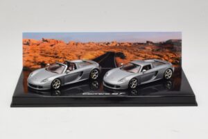 Porsche Carrera GT Spider & Coupe Set Argintiu Minichamps 1:43 Porsche Carrera GT Spider & Coupe Set Argintiu Minichamps 1:43 WAP02010314 Metal