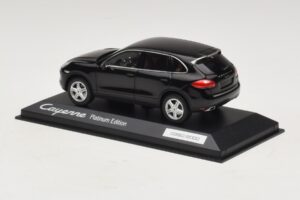 Porsche Cayenne 9PA Ediție Platinum Negru Minichamps 1:43 WAP0200160E Metal - imaginea 3 din 5