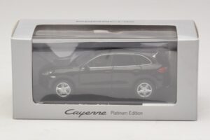 Porsche Cayenne 9PA Ediție Platinum Negru Minichamps 1:43 WAP0200160E Metal - imaginea 5 din 5