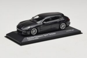 Porsche Panamera 971 4 E-Hybrid Sport Turismo Gri Minichamps 1:43 410066112 Metal - imaginea 2 din 5