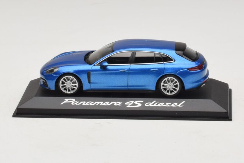 Porsche Panamera 971 4S Diesel Albastru Metalizat Minichamps 1:43 Porsche Panamera 971 4S Diesel Albastru Metalizat Minichamps 1:43 WAP0207600H Metal