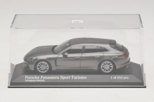 Porsche Panamera 971 Sport Turismo 4S Gri Minichamps 1:43 410066111 Metal - imaginea 4 din 5