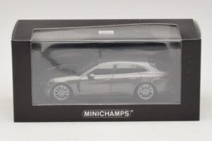 Porsche Panamera 971 Sport Turismo 4S Gri Minichamps 1:43 410066111 Metal - imaginea 5 din 5