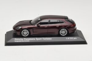 Porsche Panamera 971 Sport Turismo 4S Roșu Minichamps 1:43 Porsche Panamera 971 Sport Turismo 4S Roșu Minichamps 1:43 410066110 Metal