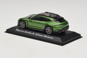 Porsche Taycan Turbo S Cross Turismo Verde Minichamps 1:43 WAP0207830M003 Metal - imaginea 3 din 5