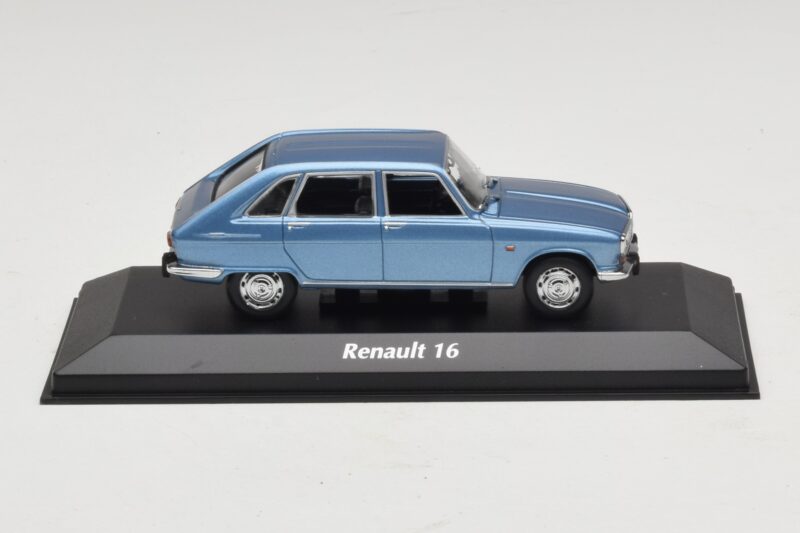 Renault 16 Albastru Deschis Metalizat Maxichamps 1:43 Renault 16 Albastru Deschis Metalizat Maxichamps 1:43 940113100 Metal