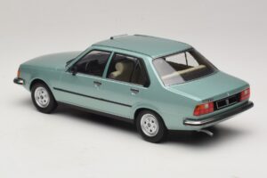 Renault 18 Verde Deschis MCG 1:18 MCG18596 Metal - imaginea 5 din 6