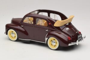 Renault 4CV Castaniu Solido 1:18 8048 Metal - imaginea 5 din 6