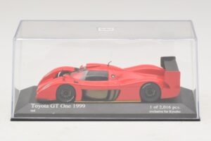 Toyota GT-One TS020 Street Roșu Minichamps 1:43 433991603 Metal - imaginea 4 din 5