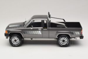 Toyota Hilux N50 Xtra Cab 4x4 Gri Metalizat KK-Scale 1:18 KKDC181563 Metal - imaginea 3 din 6