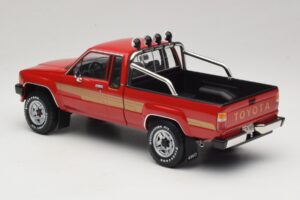 Toyota Hilux N50 Xtra Cab 4x4 Roșu KK-Scale 1:18 KKDC181562 Metal - imaginea 5 din 6