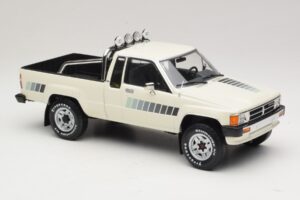 Toyota Hilux N50 Xtra Cab 4x4 Alb KK-Scale 1:18 KKDC181564 Metal - imaginea 4 din 6