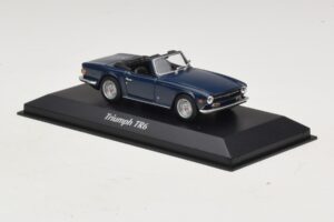 Triumph TR6 Albastru Închis Maxichamps 1:43 940132570 Metal - imaginea 3 din 5