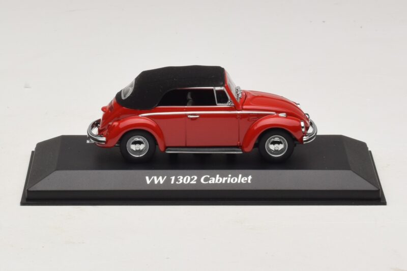 Volkswagen 1302 Cabriolet Roșu Maxichamps 1:43 940055031 Metal