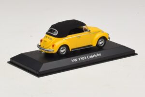 Volkswagen 1302 Cabriolet Galben Maxichamps 1:43 940055030 Metal - imaginea 2 din 5